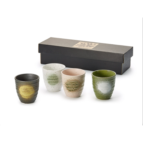 Japanisches Porzellan - Cup Set "Akari" 4-fach sortiert